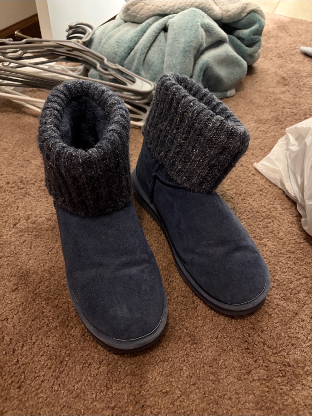 Lamo Navy Suede Knit-Cuff Winter Boots